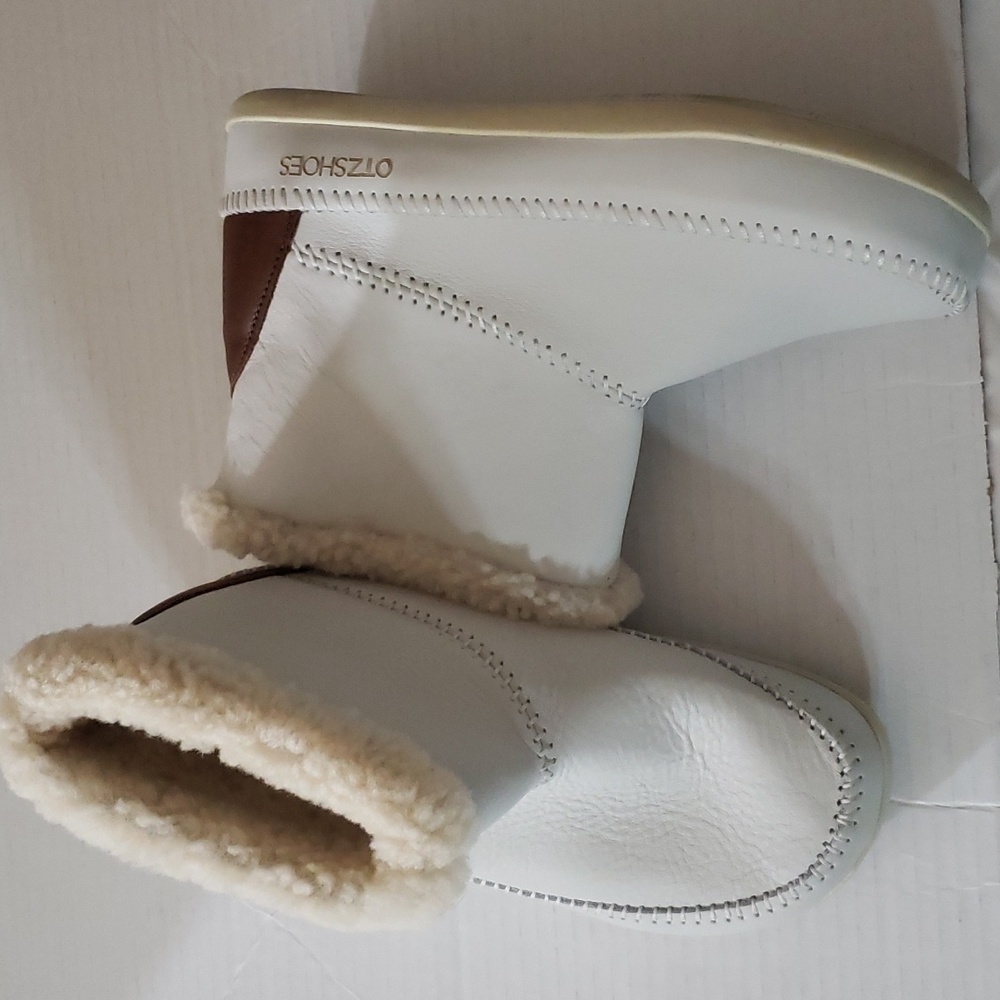 White OTZ Shoes Shearling Booties